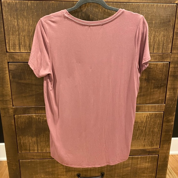 Retro luxe pocket tee - Picture 2 of 3